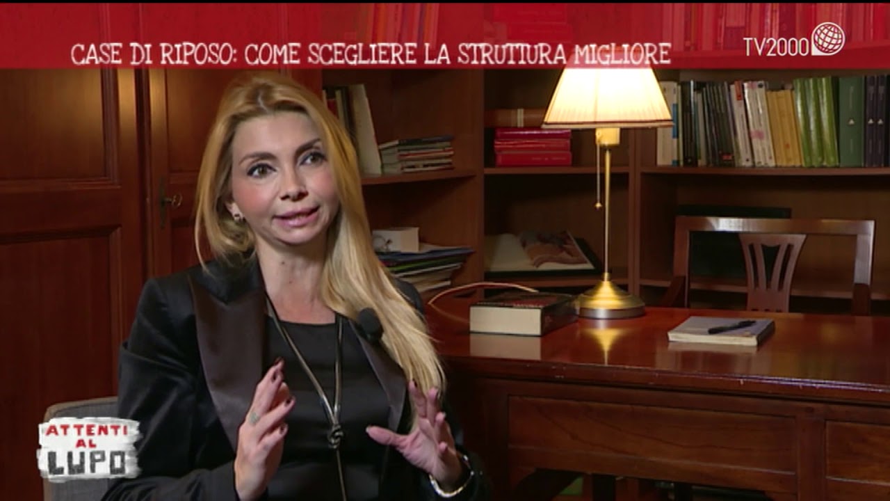 anziano che non mangia e dorme sempre