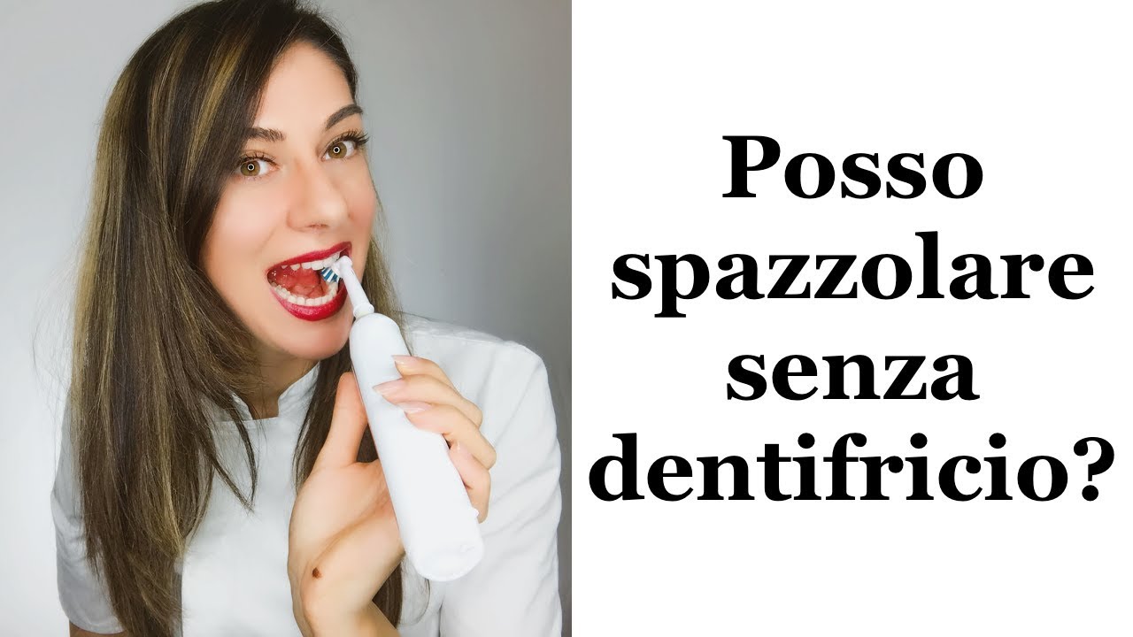 come lavare i denti senza dentifricio